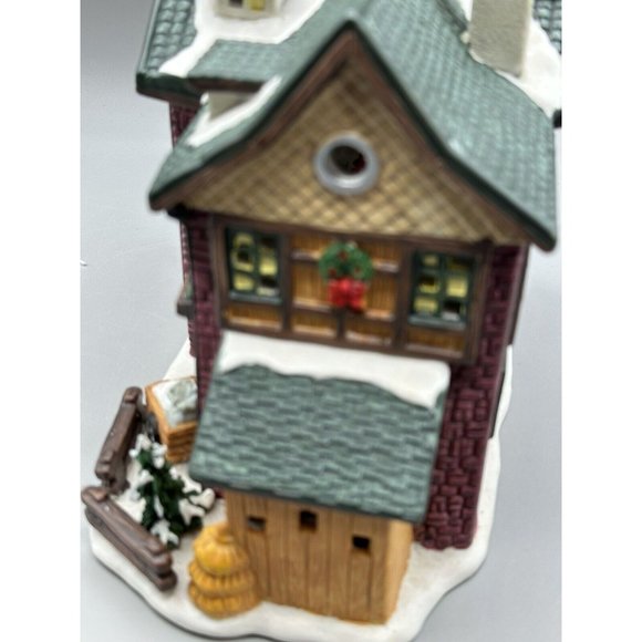 Christmas Delights House Glass Windows Inside Scene Porcelain Hand Painted Chin - Picture 4 of 12
